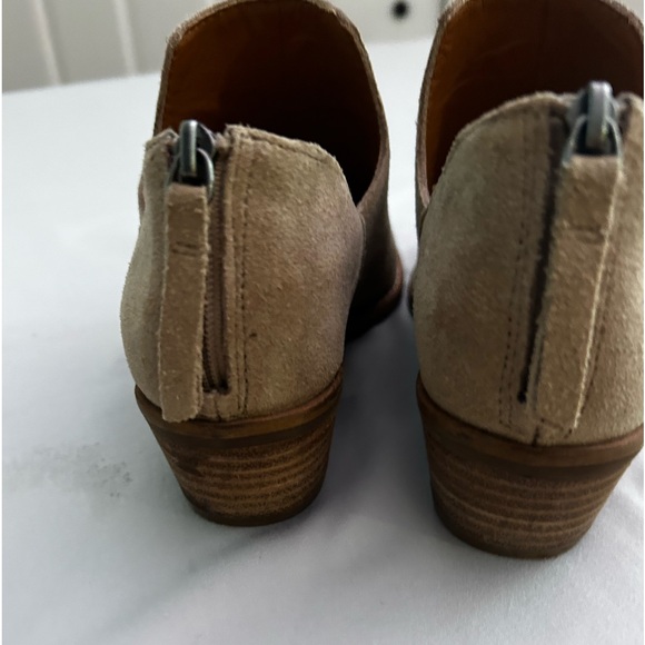 Lucky Brand Suede Tan Ankle Boot Sz 6 1/2 - Picture 9 of 9